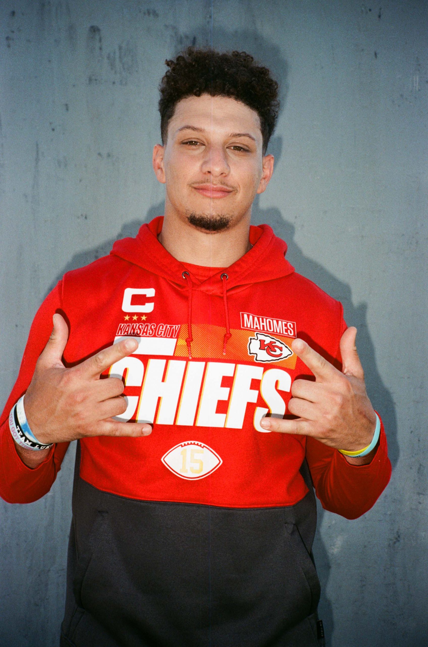 Giant Artists  Marcus Smith Photographed Football Greats Tom Brady And Patrick  Mahomes For Ea Sports New Madden Nfl Game